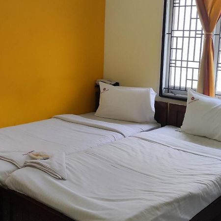 Pph Living Lakshmi Palace Tallakulam Exterior photo