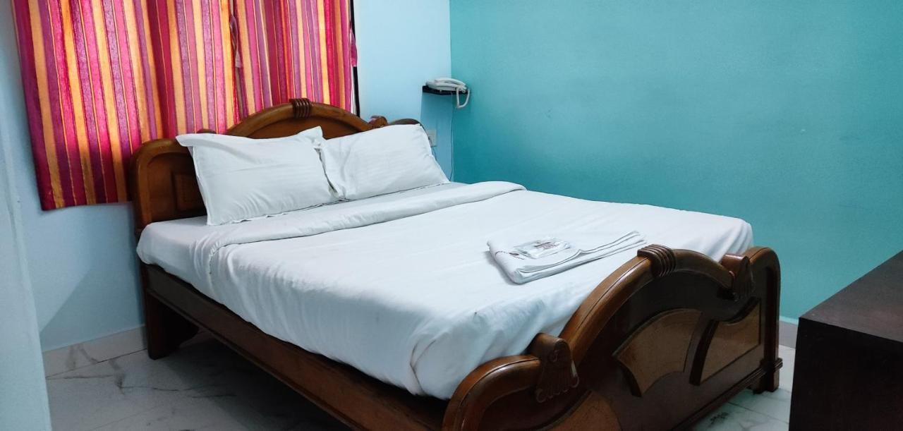 Pph Living Lakshmi Palace Tallakulam Exterior photo